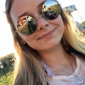 Meet your Posher, Mallory